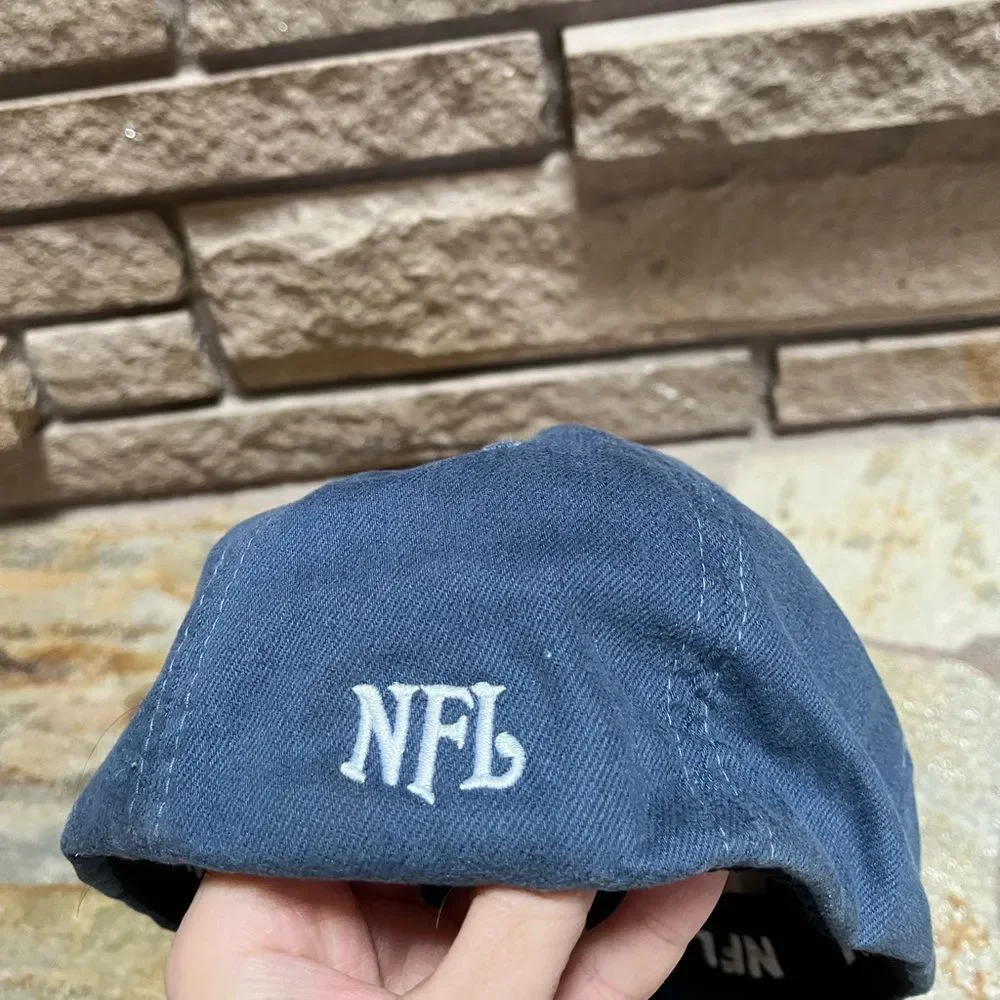 NFL Seatttle Seahawks Vintage Ballcap Hat Blue White